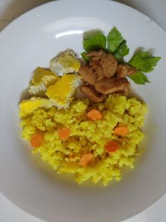 Foto resep Nasi kuning lauk ayam kecap dan tim telur