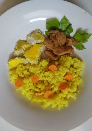 Foto resep Nasi kuning lauk ayam kecap dan tim telur