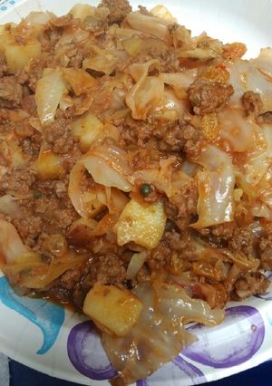 A picture of Picadillo meet Southern Fried Cabbage.