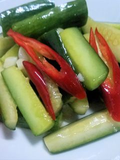涼拌小黃瓜 的食譜成品照片