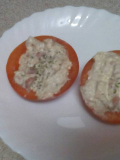 Una foto de Tomates rellenos