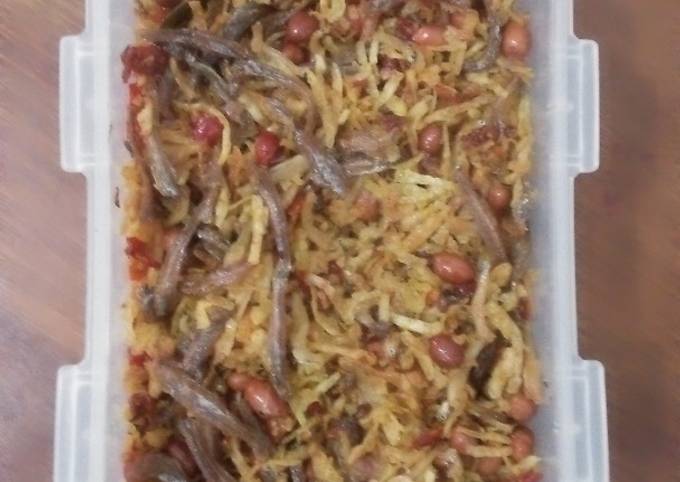 Bagaimana Menyiapkan Sambal kering kentang teri kacang Anti Gagal