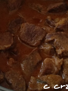 Una foto de Carne guisada al romero en cazuela AMC