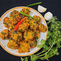 A picture of Moong Dal Pakoda.