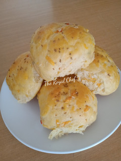 A picture of Delicious Dinner Rolls.