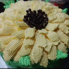 A picture of Sun flower cake 🎂.