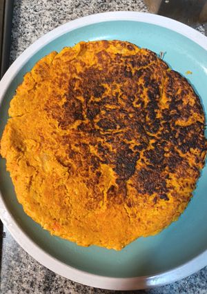 Una foto de TORTILLA DE ZANAHORIA 🥕🥕 SALUDABLE