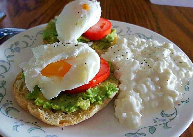 Recipe of Perfect Poached Eggs with Avocado