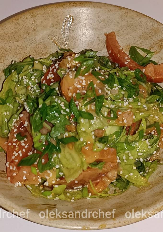 Салат з червоною рибою🐟/Salad with red fish