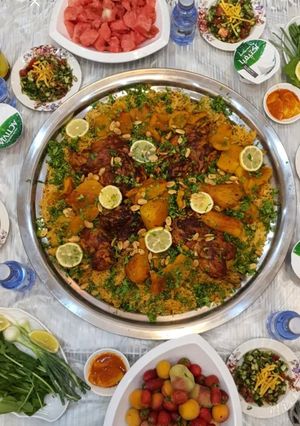 صورة لوصفة كبسة# قرع# بالدجاج#المحمر #والمكسرات#