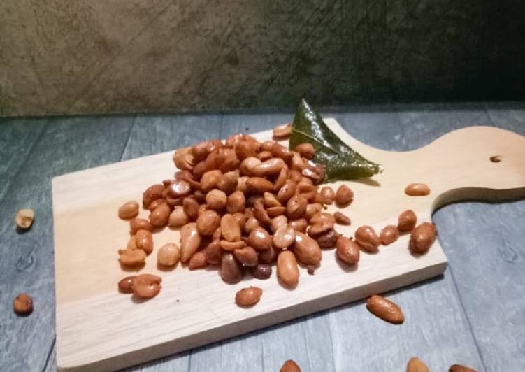 Kacang bawang gurih