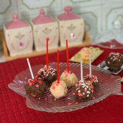 Chocolate coconut balls with fruit A picture of Chocolate coconut balls with fruit.