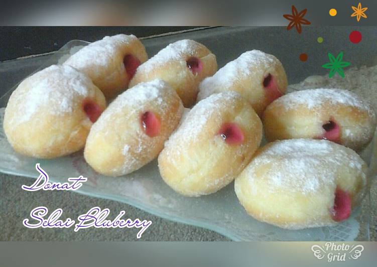 Donat Embul filling Selai Strawberry