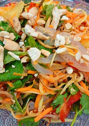 Hình của món Gỏi sứa ăn liền Hạ Long.