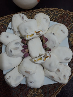 عکسی از دستور گز