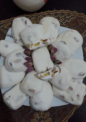 عکسی از دستور گز