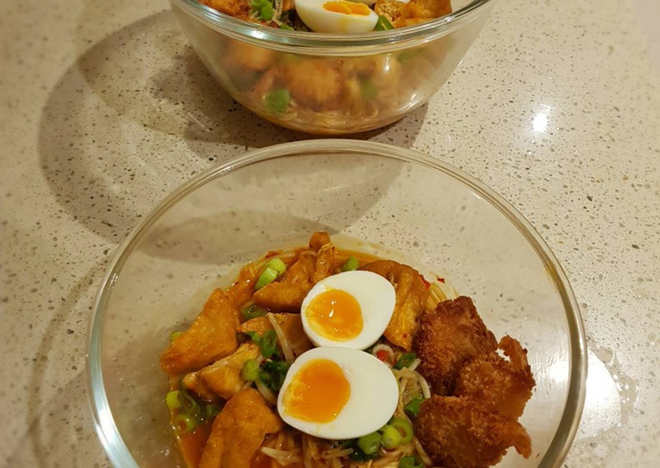 Resep 126. Mi Telur Nyemek Pedas (Indonesia) yang Enak