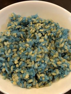 健康蝶豆花糙米飯(電鍋) 的食譜成品照片