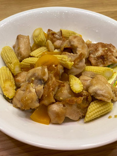 彩椒玉米筍炒雞丁 的食譜成品照片