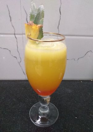A picture of Pineapple Lime cocktail.