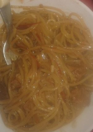 A picture of Sphagetti and mbuzi meat.