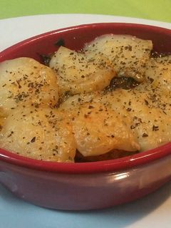 Una foto de Cocotte con ñoquis, espinacas y queso de cabra