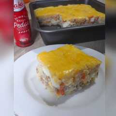 A picture of Pastel tutup kentang.