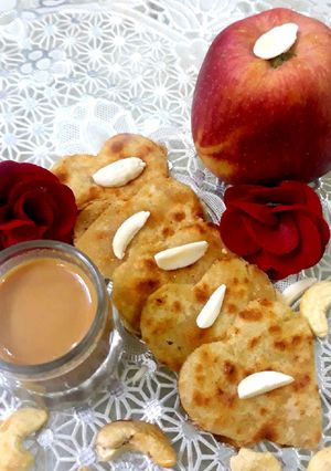 A picture of Apple &Nuts Paratha.