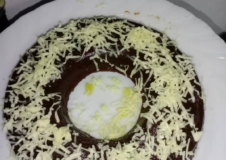Bagaimana Menyiapkan Kue coklat kukus yang Lezat