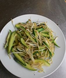 dưa leo trộn giá đỗ