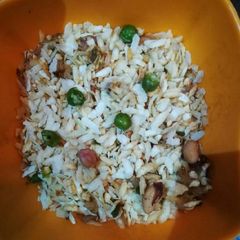 Chura Fry Namkeen A picture of Chura Fry Namkeen.