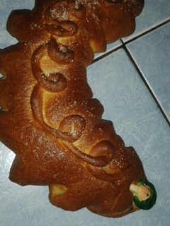 Una foto de Pan tradicional de muerto o Pan de mona