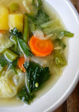 Foto resep Sayur Sop Sederhana (Tanpa Daging)