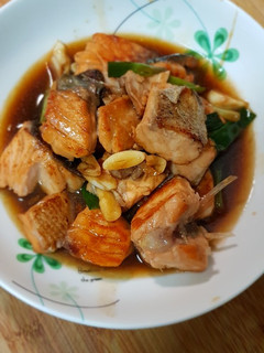 蒜燒鮭魚 的食譜成品照片