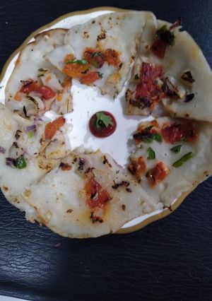 રવા ચીલા (Rava Chila Recipe In Gujarati) રેસીપી મુખ્ય ફોટો