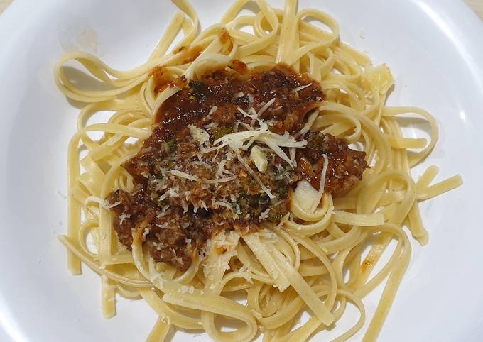 35. Fettuccin Sapi Lada Hitam