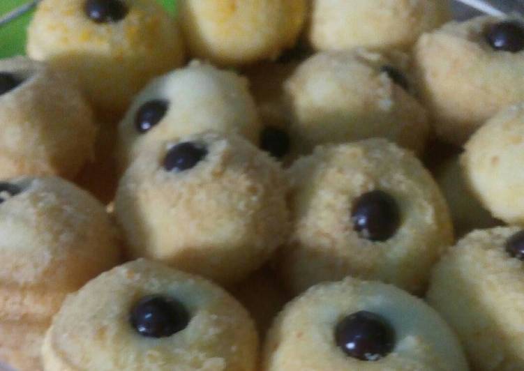 Bagaimana Menyiapkan Janit alias butter cookies yang Enak Banget