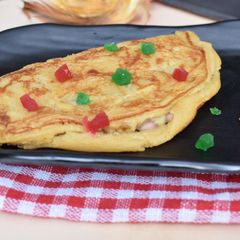 A picture of Mixed Fruit Stuffed Mango Pancake.