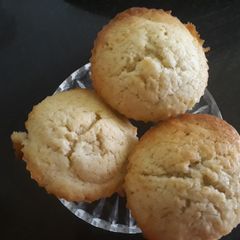 A picture of Banana muffins.