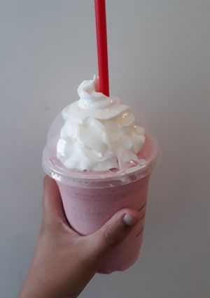 A picture of Strawberry frappuccino.