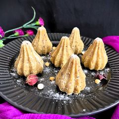 A picture of Roasted Chana Dal Modak.