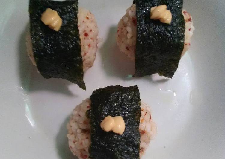 Onigiri (Nasi Kepal)