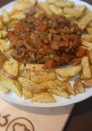عکسی از دستور خوراک گوشت و قارچ