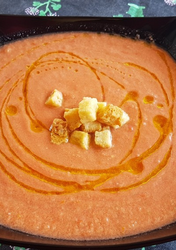Una foto de Gazpacho de cuchara 🥄 en Monsieur Cuisine