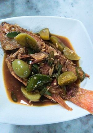 Foto resep Ikan Nila Goreng kuah Kecap Inggris