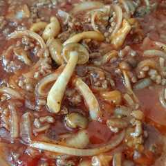 A picture of Home-made spaghetti sauce.