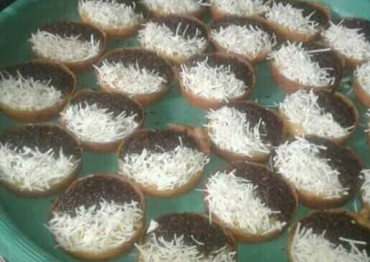  Resep  Martabak  manis mini homemade  oleh Novyta Okyanto 