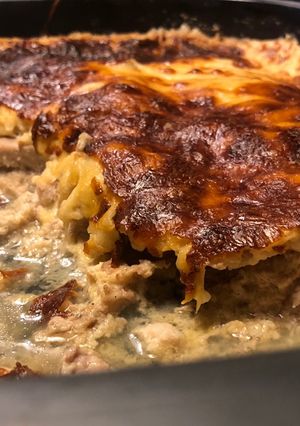 Tejszínes-sajtos karajszelet tepsiben recept fotója