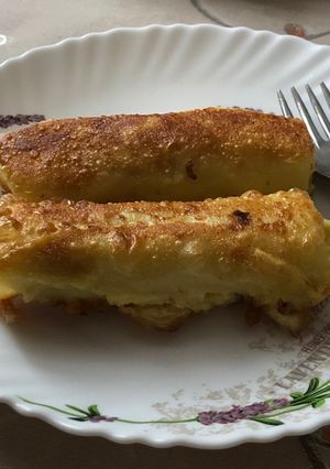 Фото Млинці з куркою та грибами.