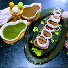 A picture of Gola kabab.